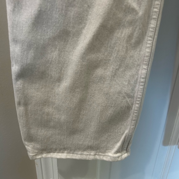 Abercrombie mixed media 90’s relaxed high rise off white jeans size 4 Long - Picture 4 of 13